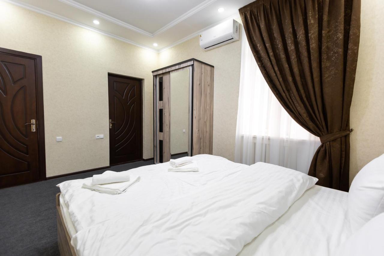 Light Hotel Tashkent Exterior photo