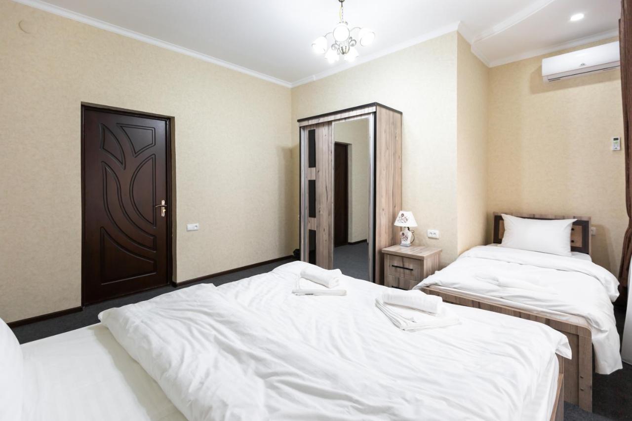 Light Hotel Tashkent Exterior photo