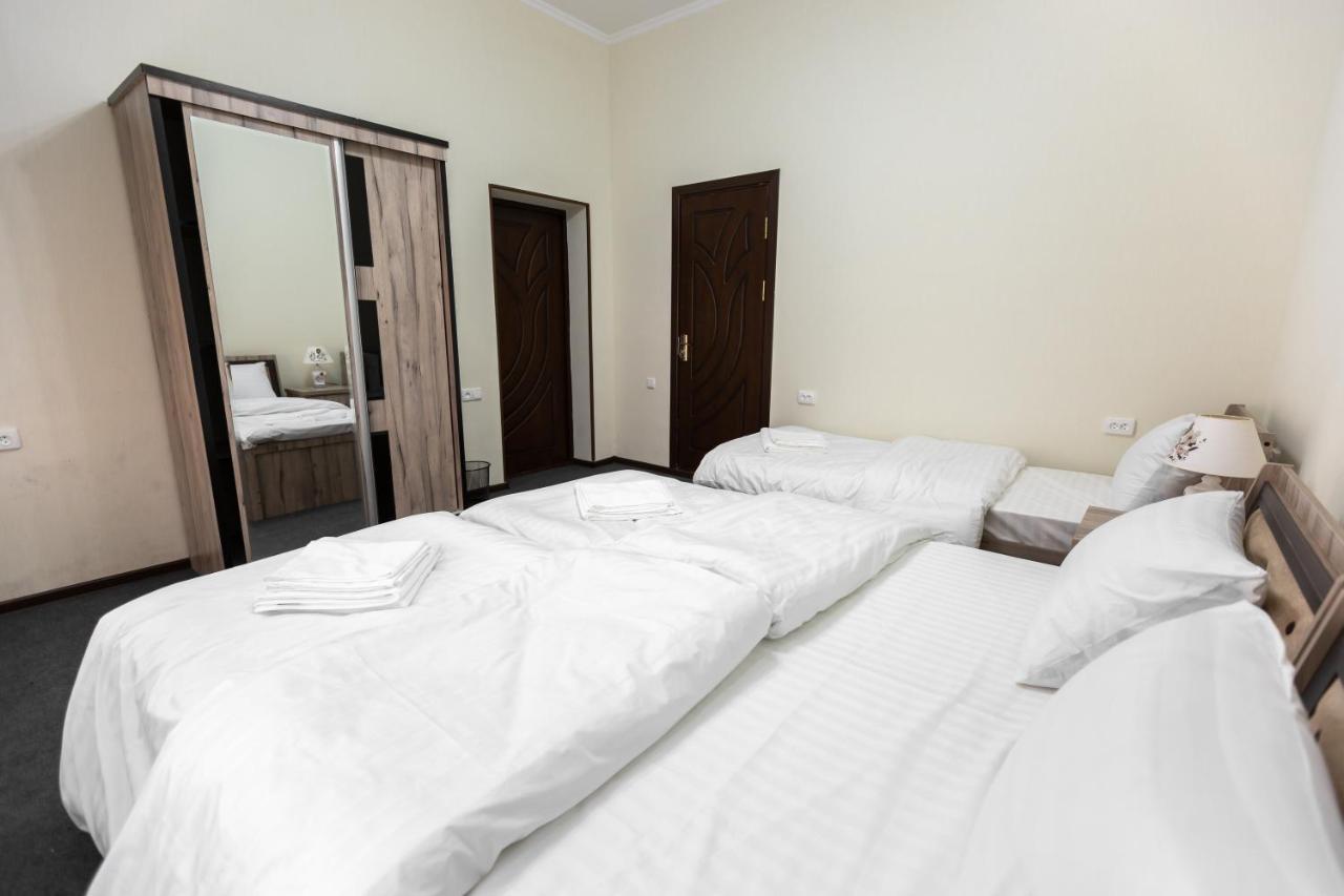 Light Hotel Tashkent Exterior photo