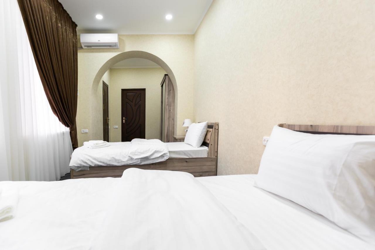Light Hotel Tashkent Exterior photo