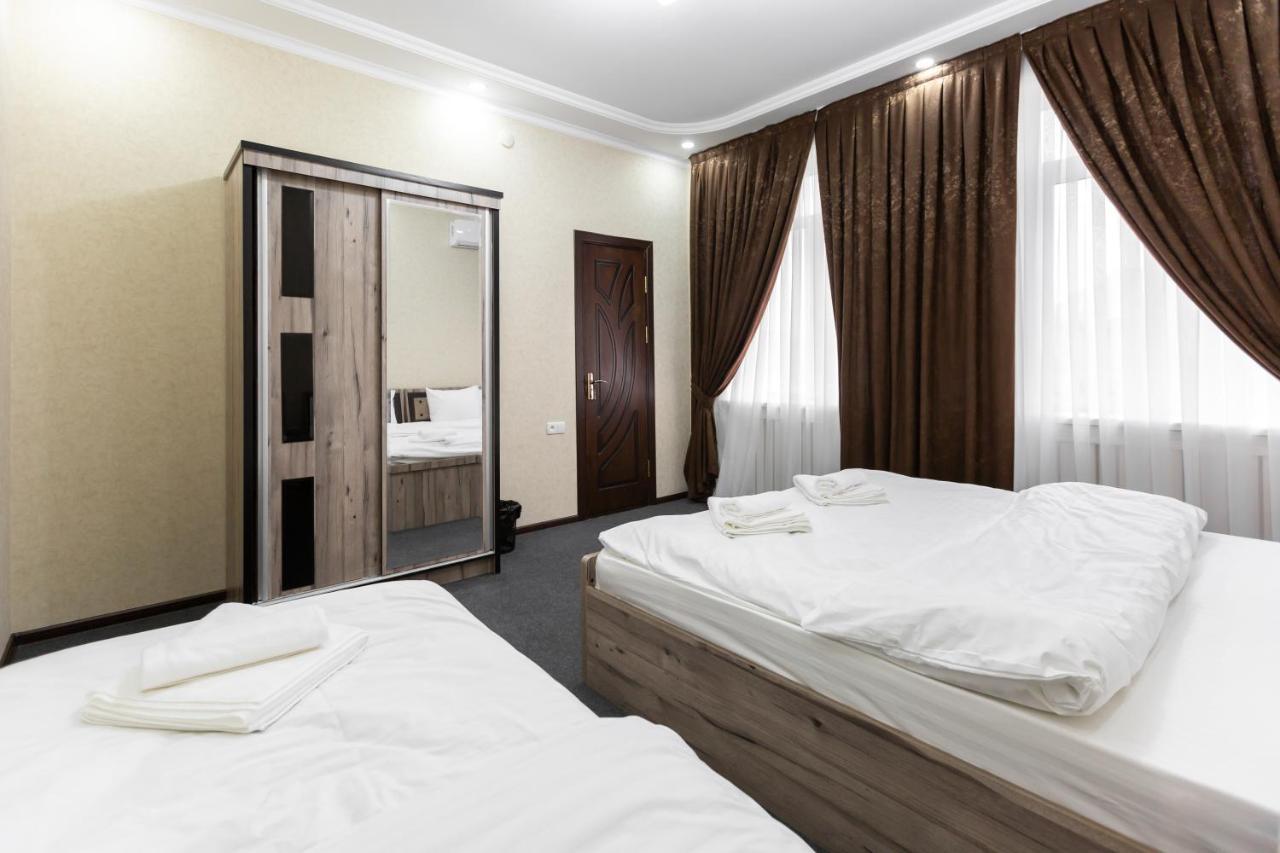 Light Hotel Tashkent Exterior photo